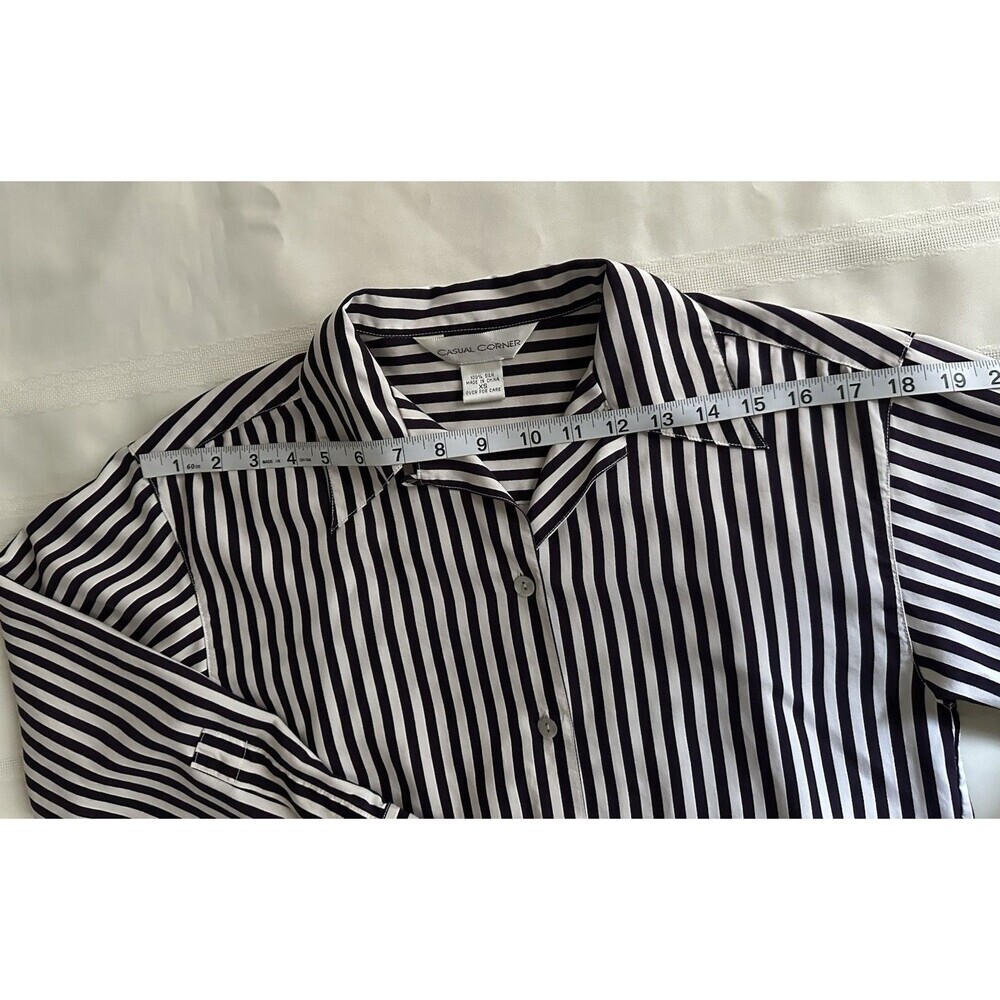 Vintage 100% Silk Casual Corner Womens Top Size XS Black White Stripe Button-Up - Picture 8 of 15